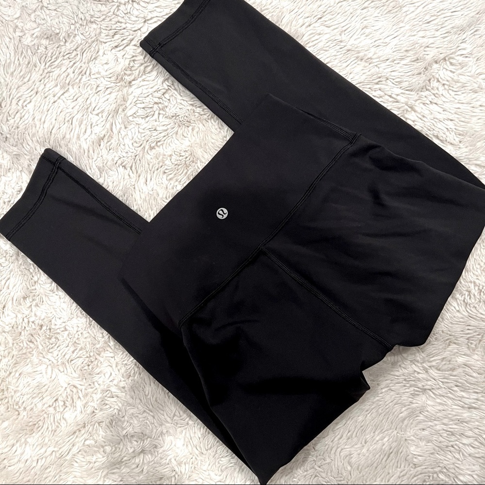Lululemon Luxtreme Black Leggings 23’ Size 4